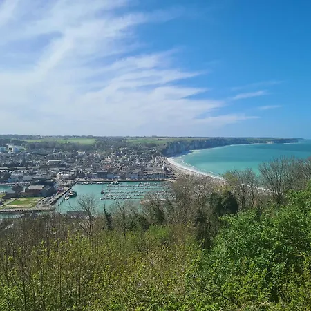 Les Pieds Dans L'eau, Face Au Port De Plaisance, Classe 3 Etoiles * Fécamp