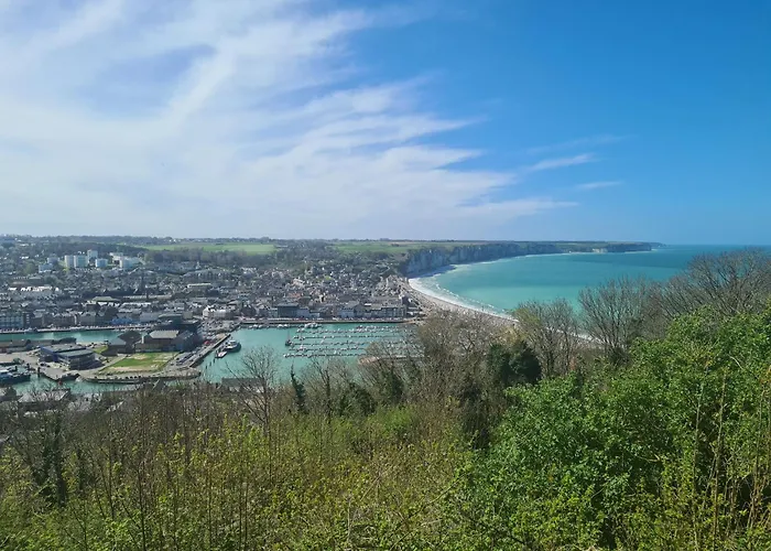 Les Pieds Dans L'eau, Face Au Port De Plaisance, Classe 3 Etoiles * Fécamp