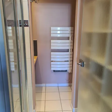 Les Pieds Dans L'eau, Face Au Port De Plaisance, Classe 3 Etoiles