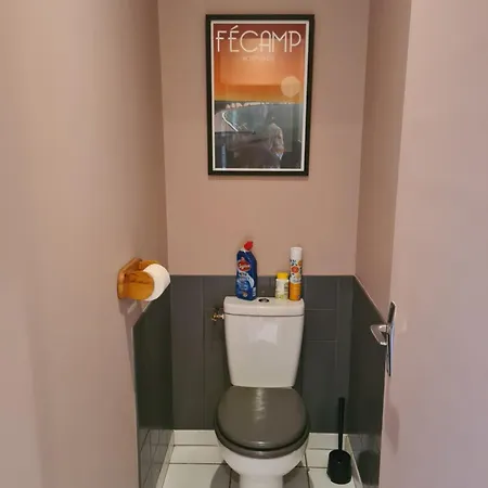 Les Pieds Dans L'eau, Face Au Port De Plaisance, Classe 3 Etoiles *